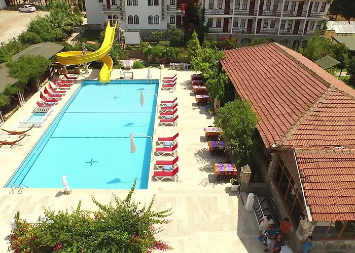 Hotel Silver Pine 3*